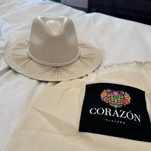 Corazon Hat/ Neutral/ Large